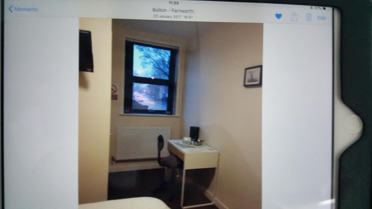 Kings Arms Hotel Farnworth Экстерьер фото